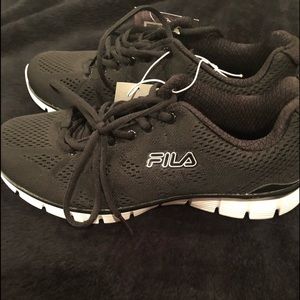 Fila memmory foam sneakers